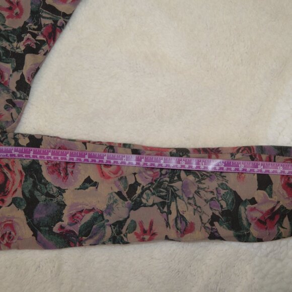 Made in Italy sweatshirt, neutral toned with rose print and sequin heart M - Picture 11 of 16